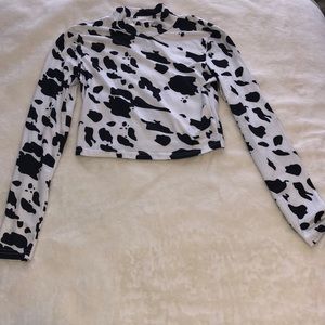 Cow print cropped long sleeve